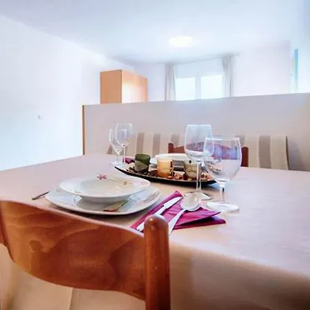 Bruna Lastovo-one Bedroom With Balcony And Sea View-vanilija Apartment