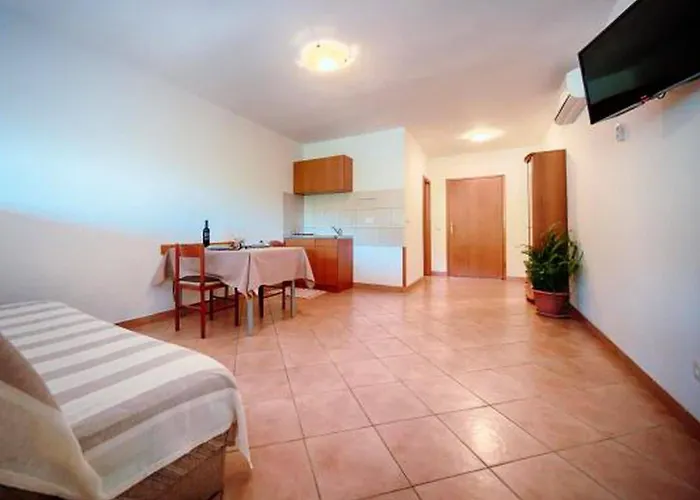 Bruna Lastovo-one Bedroom With Balcony And Sea View-vanilija *